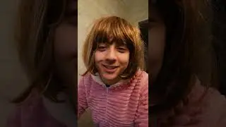 1 класс vs 11 класс  (игрушка)