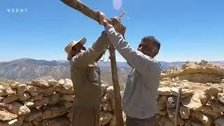 Building a nomadic house for the Zilai people