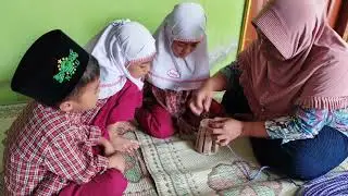 Belajar menganyam😍