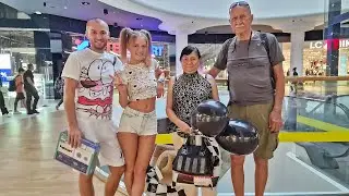 Пит подарил роутер на дачу. Купили коврики
