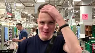 Продукты покупает Глеб