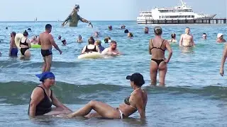 Anapa on September 4. Beach. What's going on at sea. No comments