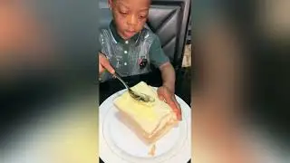 Breakfast sandwich
