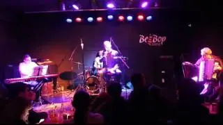 Bogdan Trio Plus - Yasna zvezda (Bright Star) (Live) / Богдан Трио Плюс - Ясна звезда (На живо)