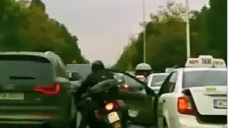 Мотоциклисты сбитые дверью , подборка дтп