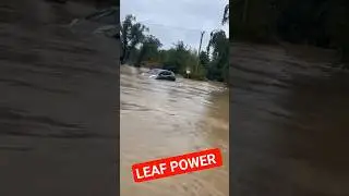 Nissan Leaf амфибия. Дождик во Владивостоке