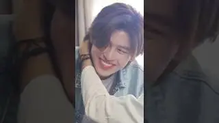 Going crazy for behind the scenes🥰 #pondphuwin #ppnaravit #phuwintang #gmmtv