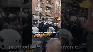 Kordoni policije gurali jutros studente kod RTS-a
