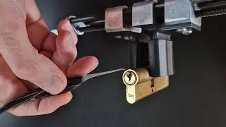 Picking locks upside down?