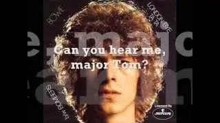 DAVID BOWIE Space Oddity + Lyrics