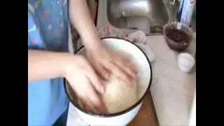 постное тесто дрожжевое.wmv