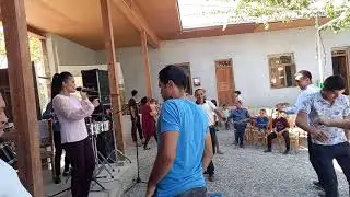 Jo'rakda jumagul jaydari yigitlar bilan oyin qildi