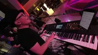 🎹 Pat Benatar - Hit Me With Your Best Shot (Keyboard Cam)