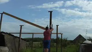 ставим обрешётку крыши и стен.
