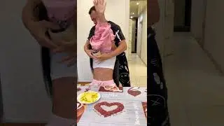 Парень легко развел девушку - 
