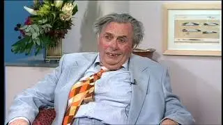 Richard Wilkins Interviews Sir Les Patterson