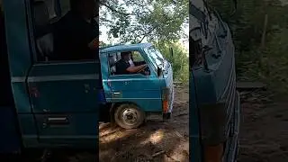 М, Титан самосвал на работе