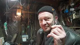 В гостях у Димы Тесака, Баламут 36 и Валера Тихо В, делаем ножичек сапожный, играем на гитаре!
