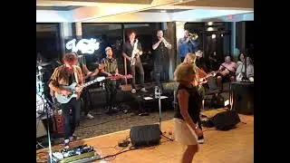 The Vindys  -- Elton Glasses Baby