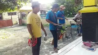 TABIR KEPALSUAN-KOCAK PENGAMEN