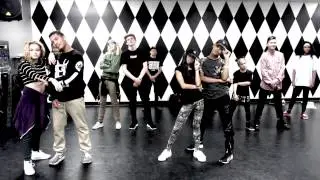 'I Got Moves