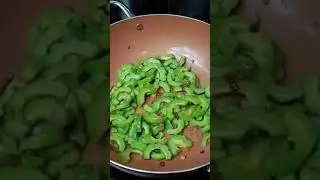 Bitter Melon with eggs & turkey bacon #bittergourd #bittermelon #bittermelonrecipe #filipinofood