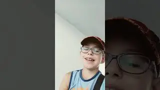 на катере