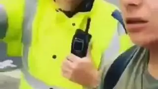 Не подскажите, где тут ближайший банк?
