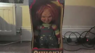 SIDESHOW TOYS Child's Play - Chucky Doll Review