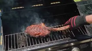 steak on a barbecue grill