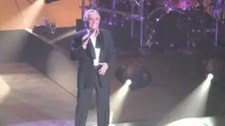 Instrumentale Sardou le cinema d'audiard ( live 2011 ).wmv