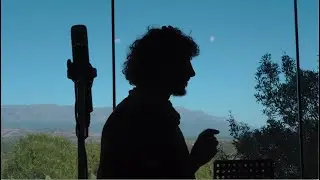 "Espiar bajo el agua" - La Grabación - Adrián Berra
