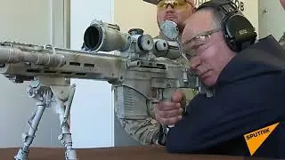 Путин стреляет из снайперской винтовки