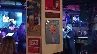 Камерный оркестр в Old man pub -5
