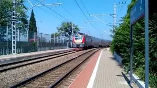 Электровоз ЭП20 с пассажирским поездом 103/104 Москва-Адлер