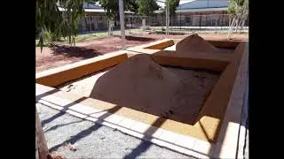 Softfallguys Golden Sandpit