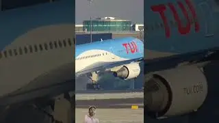 TUI 767 Coldest Departure #shorts 🛫✈️