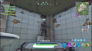 What to do when the circle goes around tilted towers: fortnite random clips #4