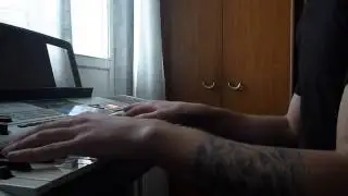 Kelly Clarkson - "Because of you" на синтезаторе