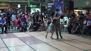 Kate and Hydra dance 