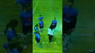 Тренер сборной по волейболу из Сургута тренеОРЁТ на девочек