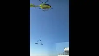 JESOLO: elicottero perde vetrata di un attico