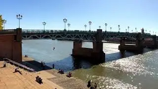Anamorphic Moment Lens in Toulouse (1080p)