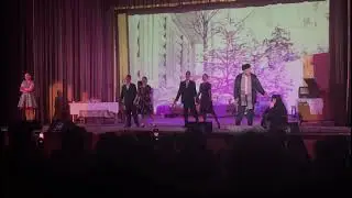 Старый клен- фрагмент спектакля "Девчата"