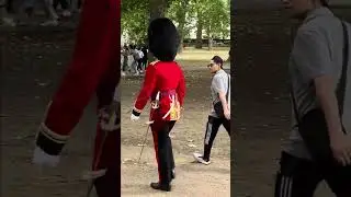 Disrespectful Thugs Exposed: Shocking Footage of Mockery Against the King's Guard!