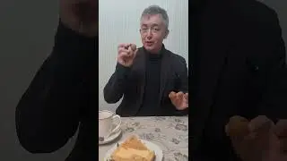 Крепкий кулак и грецкие орехи 