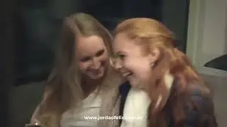 A felicidade começa com um sorriso