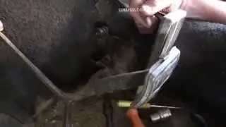 Tonella - changing the Beetle clutch cable!