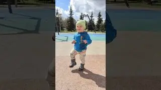 Первые шаги сына 