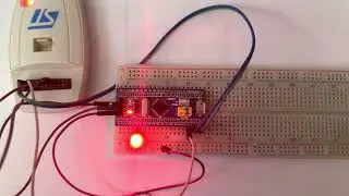 Blinking LED on STM32F103